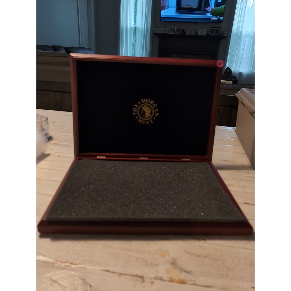 Coin Presentation Box / The Morgan Mint / Statehood Quarter Dollars Cherry Wood‎